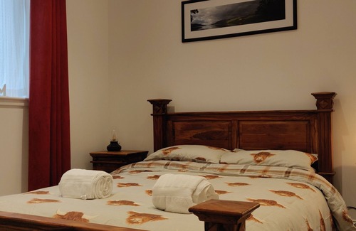Fort Augustus Cabin | Modern Lodge House: Guest Rated 10/10 with Pet-Friendly Amenities