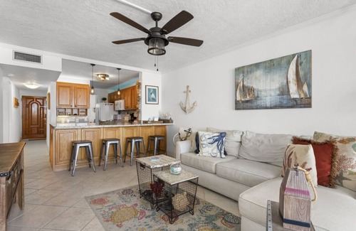Key Largo Apartment | Exceptional Moon Bay Condo with Heated Pool and Ocean View
