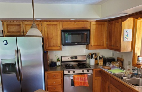 Mustoe House | Elegant Mountain Retreat in Highland County, VA – Rated 10/10
