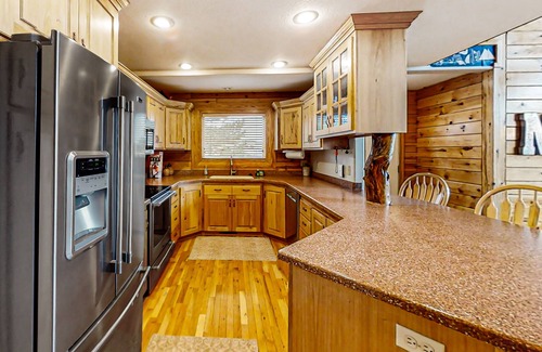 Sweetwater House | Pet-Friendly Mountainside Retreat with Lake View & Pool
