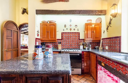 Ajijic Villa | Gorgeous LGBTQ Mexican Hacienda Casa de la Paz- All are welcome!