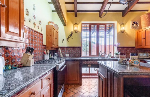 Ajijic Villa | Gorgeous LGBTQ Mexican Hacienda Casa de la Paz- All are welcome!