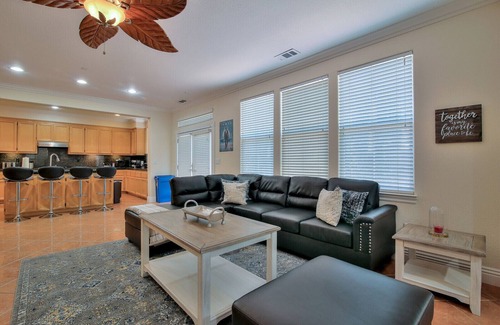 American Canyon House | Beautiful Napa-Solano Retreat with Spa & Family Amenities