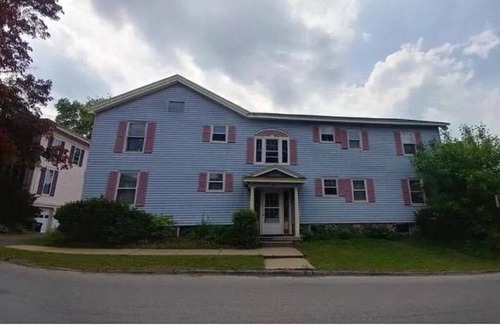 Gloversville Apartment | Beautifully Renovated Apartment with Lake View & Spa
