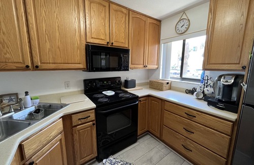Crescent Beach Condo | Oceanfront 2-Bedroom Condo at Summerhouse - Rated 10/10