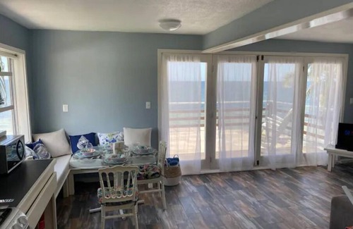 Santa Clara House | Scenic Oceanfront Villa La Solana I & II with Pool Access