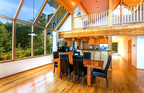 Shelter Cove Condo | Oceanview Retreat with Spa & Hot Tub in Shelter Cove