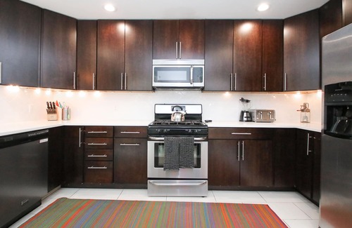 Pennsport House | Ideal Park Front Hotel with Spa & Pet-Friendly Amenities