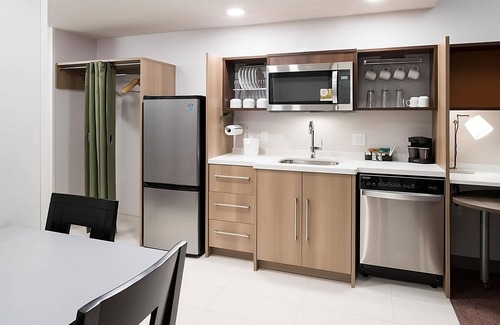 Airport North Hotel | Inviting Pet-Friendly Suite with Free Breakfast & Pool Access