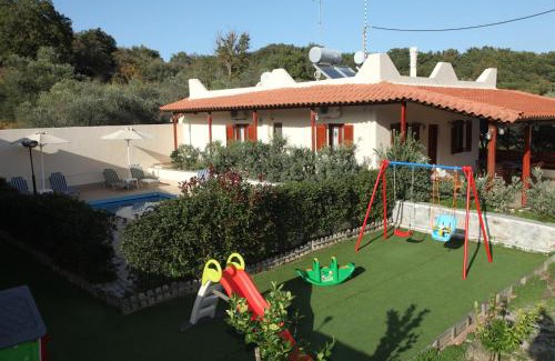 Kanevos Villa | Tranquil Pool Garden Villa with Oceanfront Views