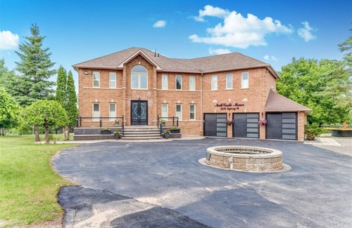 East Gwillimbury House | Gorgeous Property Amazing View