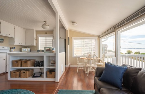 Camano Island Cottage | Scenic Puget Sound Retreat with Deck & Breathtaking Sunsets