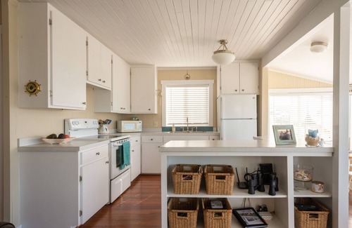Camano Island Cottage | Scenic Puget Sound Retreat with Deck & Breathtaking Sunsets