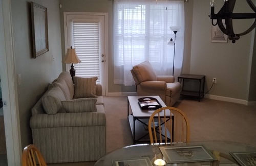 Calabash Condo | Tranquil 2 Bedroom Condo with Pool on Golf Course