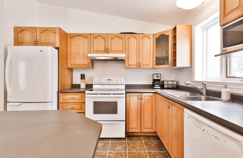 Mille-Isles House | Tranquil Cottage Retreat with Pool & Nature Awaits You