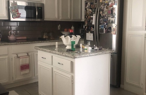 Clear Lake House | Fun-Filled Entire House Steps from Beach and Kemah Waterfront