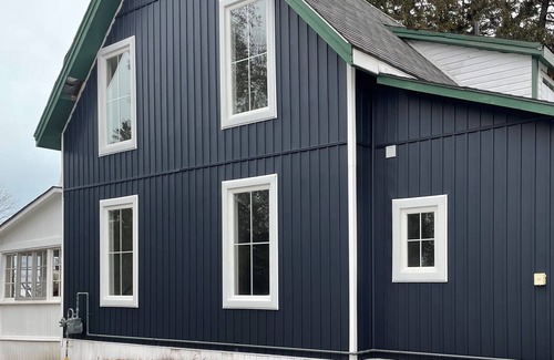 Port Elgin House | Renovated 5 BDR Century Home Steps from Main Beach
