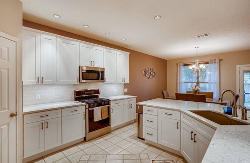 Springbrook House | Inviting Round Rock Villa with Hot Tub & Spa Amenities