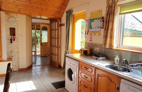 Whitechurch Cottage | Charming Cottage with Ocean View in Sunny South East Ireland