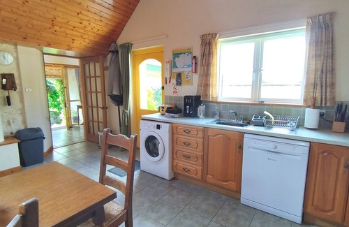 Whitechurch Cottage | Charming Cottage with Ocean View in Sunny South East Ireland