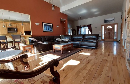 Ridgway House | Beautiful Home with Scenic Views & Pet-Friendly Amenities