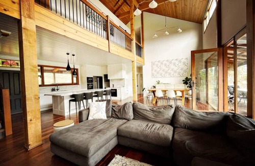Talunga Other | Enchanting Stone Barn Retreat in the Adelaide Hills