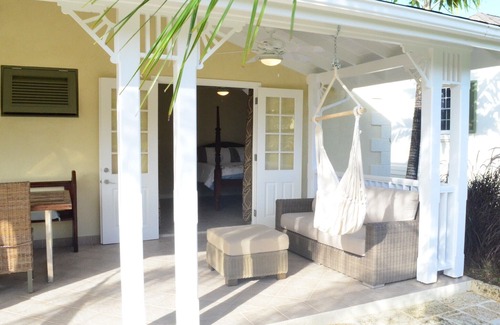 Mount Brevitor Villa | Relaxing Three Bedroom Retreat with Pool and Spa Access