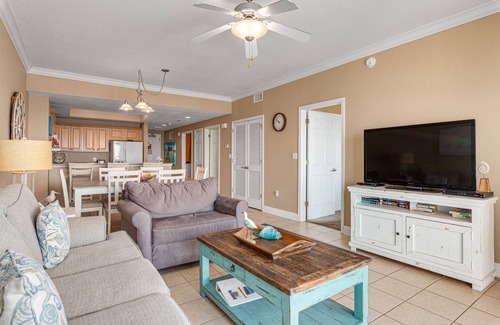 Gulf Shores Condo | Ocean View Retreat with Pool & Spa - Rated 9.8 by Guests