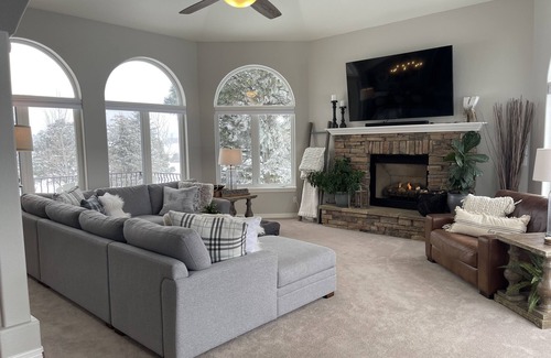 Monument House | Beautiful Monument Property with Pool & Scenic Views
