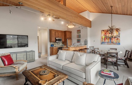 Snowmass Village Condo | Prime Location with Scenic Views and Family-Friendly Amenities