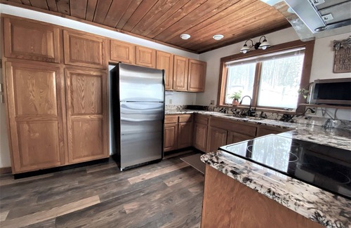 Camptown Cabin | Serene Getaway with Fishing, Hiking & Pet-Friendly Amenities