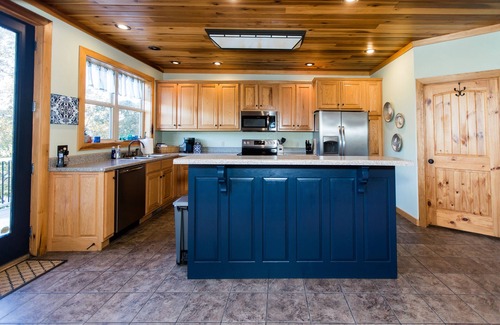 Mentone Cabin | Scenic Lake and River Retreat with Hot Tub and Spa