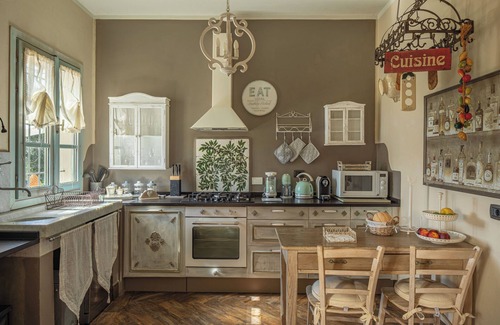 Diano San Pietro Villa | Pet-Friendly Farmhouse with Ocean View & Pool - 10/10 Rating