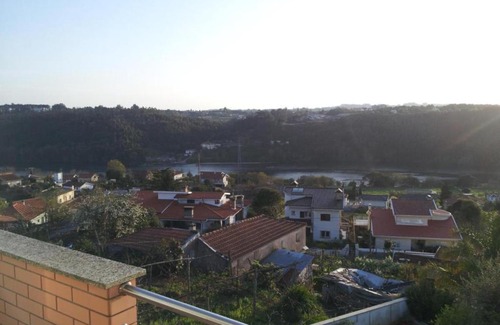 Gondomar Villa | Gorgeous villa Looking to Douro