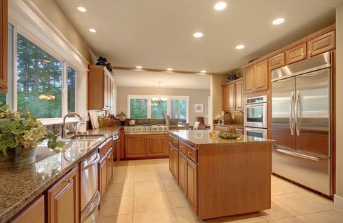 Roche Harbor House | Idyllic Waterfront Home with Hot Tub & Ocean Views