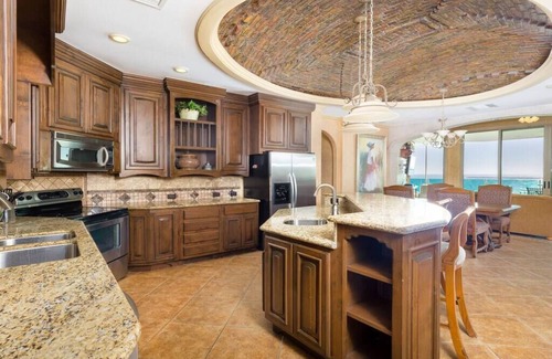 La Choya Condo | Stunning Hotel with Oceanfront Views and Spa Amenities