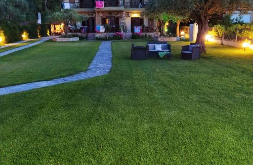 Vourvourou Apartment | Explore Gorgona Villas: Perfect for Family Getaways