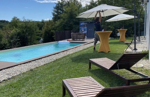 Gornji Petrovci Apartment | Discover Goricke Ize: Pet-Friendly Stay with Pool Access