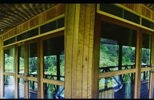 Bwindi Bed & Breakfast | Eco-Friendly Gorilla Hills Lodge with Family and Pet Amenities