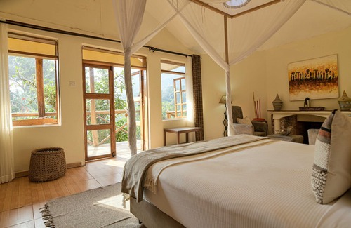 Bwindi Cabin | Experience Gorilla Safari Lodge: 4-Star with Spa & Dining