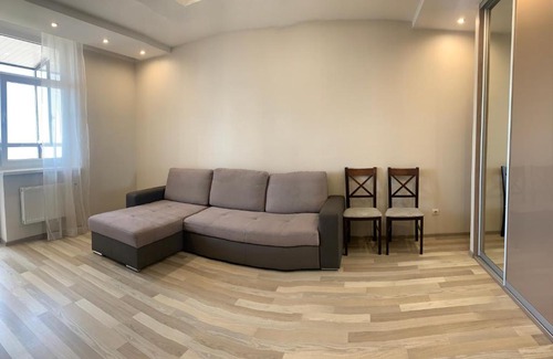 Kaliningrad Apartment | Gorkogo 96 Comfort - Budget-Friendly Stay with Great Reviews