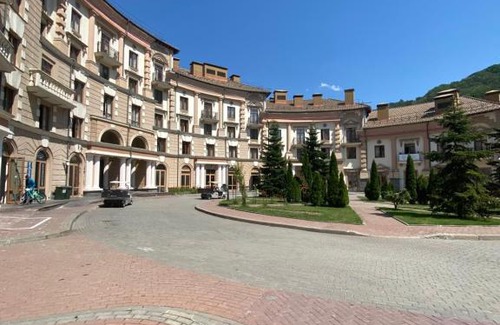 Gorki Gorod Apartment | Pet-Friendly Gorky Gorod Apartment with Breakfast Included