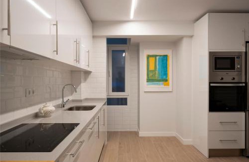 Elexalde Auzoa Apartment | Oceanfront GORLIZ Apartment Steps from the Beach