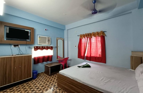 Tarapith Hotel | Budget-Friendly Stay at Goroomgo Gurukul Tarapith Kolkata