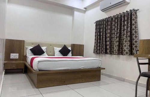 Mathura Hotel | Goroomgo Hotel Ganga Palace Mathura