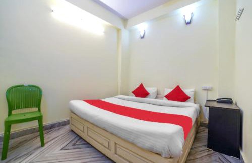 Lohaghat Hotel | Guest Rated: Goroomgo Hotel Ganpati with Ocean Views