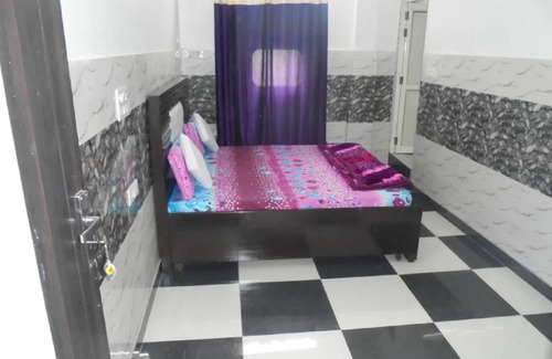 Meerut Hotel | Budget-Friendly Goroomgo Labh Mahal Meerut with Breakfast