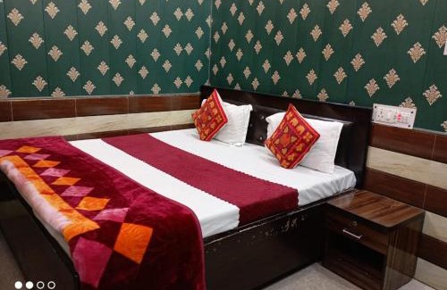 Ayodhya Hotel | Guest Rated 10/10: Goroomgo Raghunandan Guest House