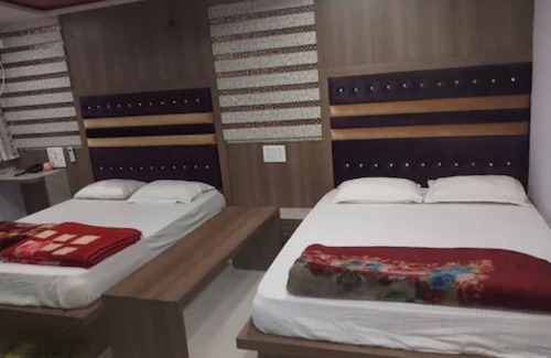 Bhilai Hotel | Discover Goroomgo Regency Bhilai: Family-Friendly Escape
