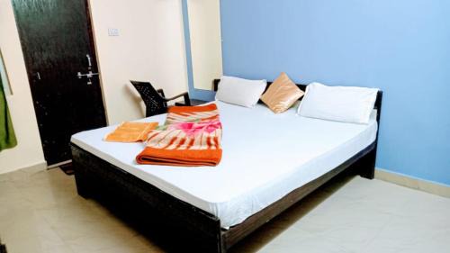 Varanasi Hotel | Top-Rated GRG Shivay Guest House with Family-Friendly Amenities